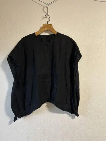 네스트로브 nest robe 블랙 반팔 버튼 셔츠