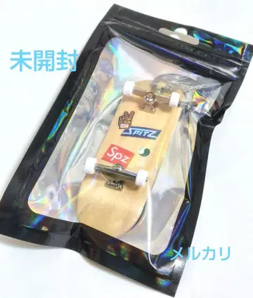 새상품 SPITZ NOW !락 대륙의 이야기전 스케이트보드 키링 스피츠