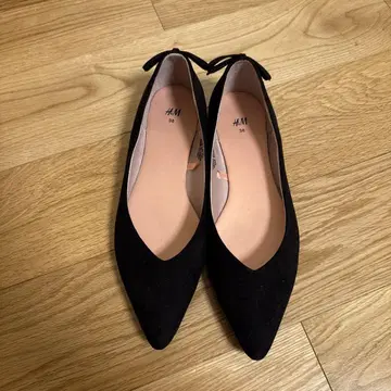 H&M 블랙 스틸레토 펌프스 38