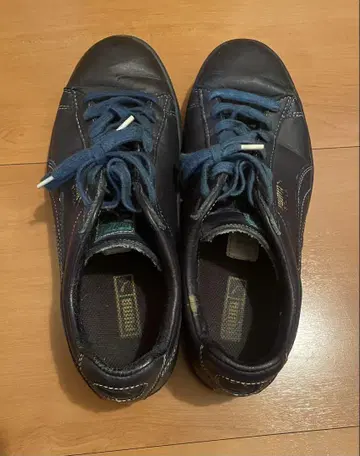 PUMA 네이비 스니커즈 25cm