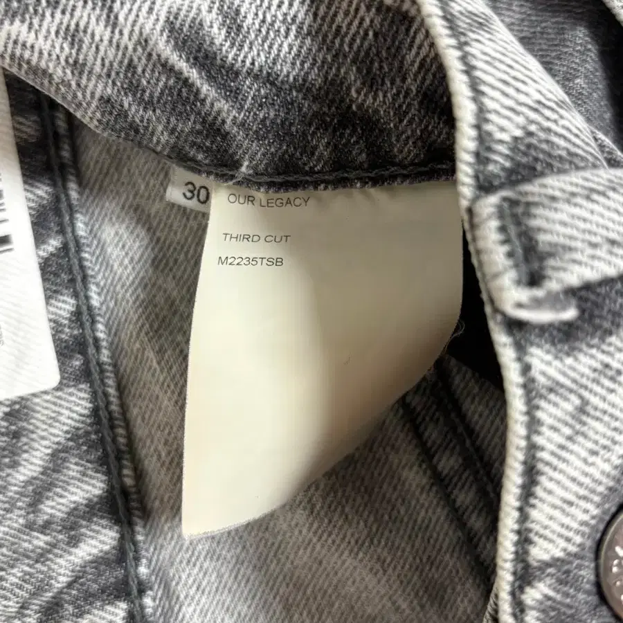 [30] 아워레가시 써드컷 데님 팬츠 (슈퍼블리치 블랙)