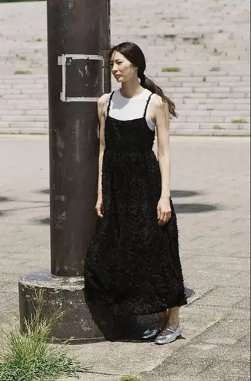 미사용 새상품 ZARA 자라 프린지 가공 미디 기장 원피스