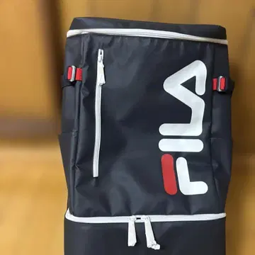 FILA 백팩 블랙 사이드 지퍼 부착