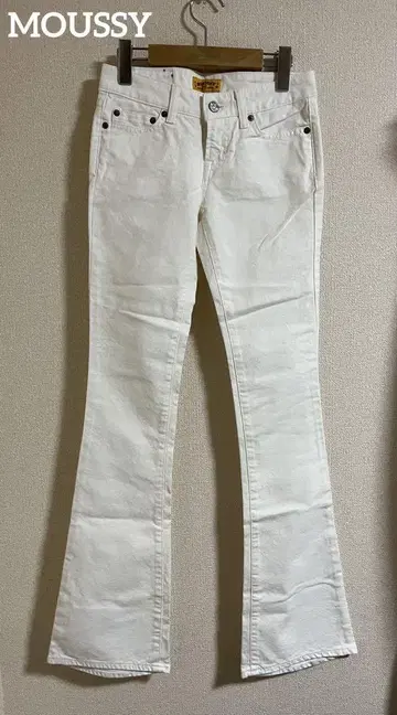 MOUSSY 마우지 화이트 데님 플레어 팬츠 부츠컷 빈티지