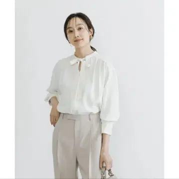어반 리서치 2way 보타이 블라우스