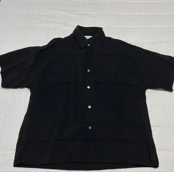 JieDa TUCK FABLIC OVERSIZED SHIRTS