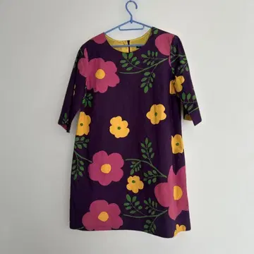마리메꼬 marimekko 꽃무늬 보라색 7부 소매 A라인 원피스