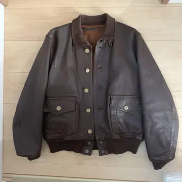 브라운 가죽 자켓 MA-1