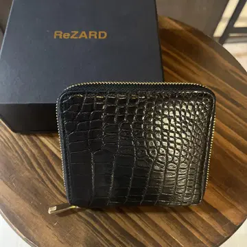 ReZARD 크로커다일 소재, 접이식 지갑 블랙
