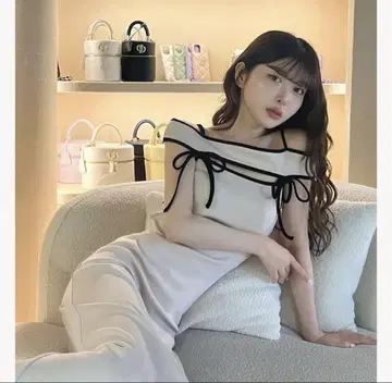 Darich 파이핑 오프숄더 원피스 다리치