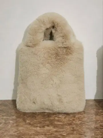 ACOC 베이지 퍼 백