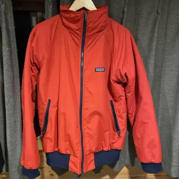 patagonia 점퍼 M 사이즈 빨간색