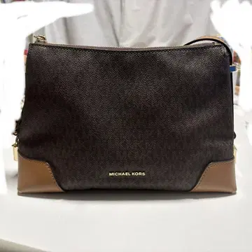 MICHAEL KORS 브라운 숄더백
