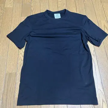 Y-3 블랙 T셔츠