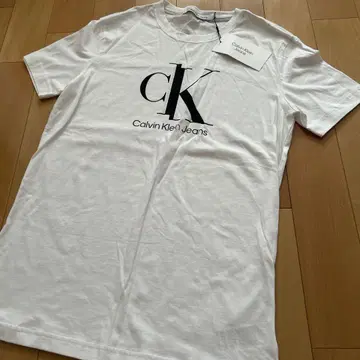 택 포함 새상품 Calvin Klein 티셔츠 XL