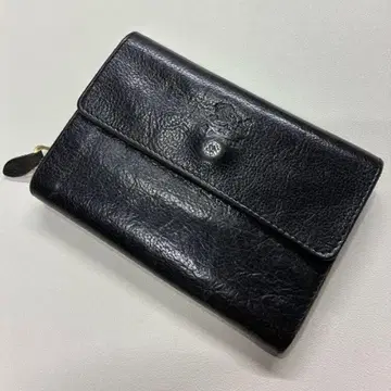 일비종떼 가죽 이단 접이식 지갑 블랙