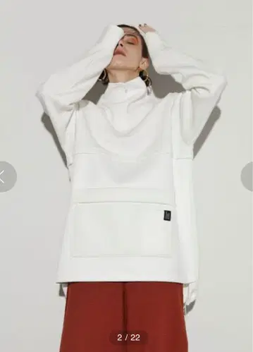 UN3D. 하프 지퍼 메쉬 맨투맨