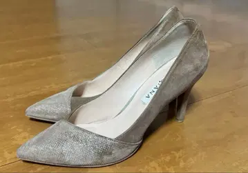 DIANA 펌프스 23.5cm