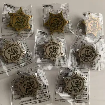 [ 새상품 ] 디즈니랜드 할로윈 한정판 슈팅 갤러리 보안관 배지