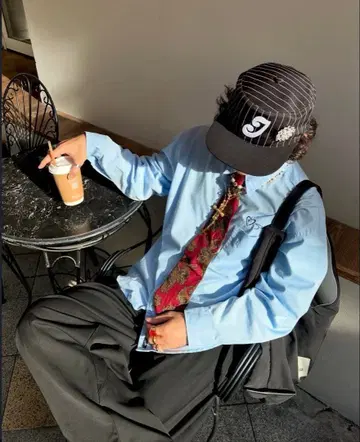 2IDIOTS LABEL PILLBOX CAP 새상품