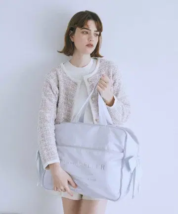 Maison de FLEUR 리본 포함 토트백 새틴 칼리온백