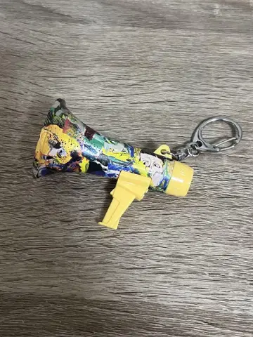 Loudspeaker keychain 츠네타 다이키 토라메가
