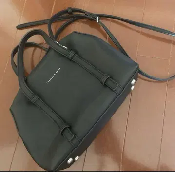 찰스앤키스 숄더백