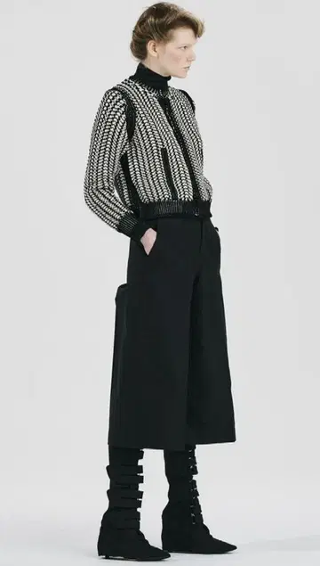 뷰티풀 피플 더블 릴리얀 자카드 가디건 38