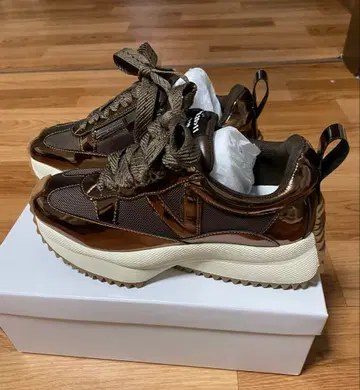 NOUBEL VOVG 통굽 스니커즈