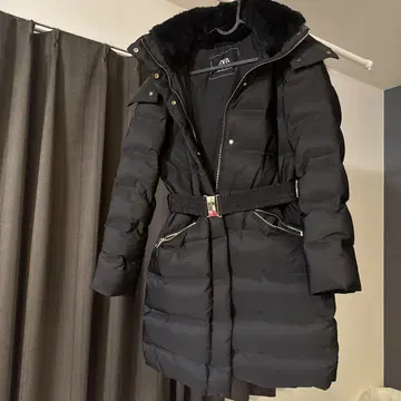 ZARA 퍼 달린 다운 자켓 블랙