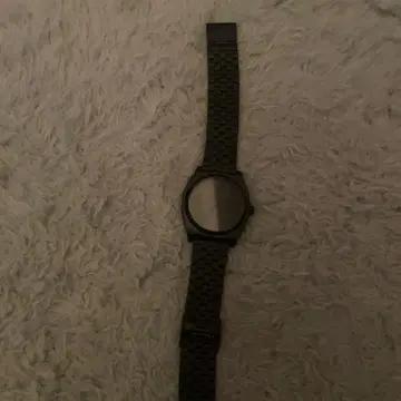 Nixon 시계