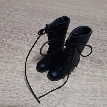azone 퓨어니모 7홀 레이스업 부츠