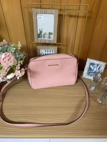 MICHAEL KORS 핑크 숄더백