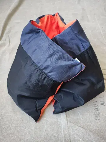 새상품급 파세타즘 다운 머플러