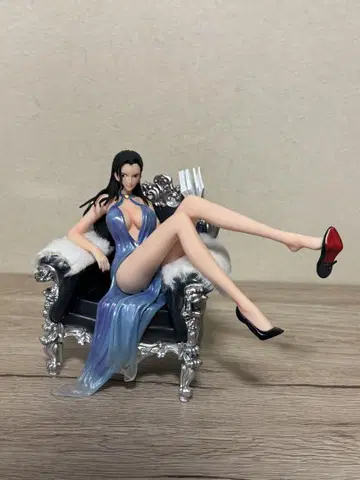 로빈 피규어 원피스