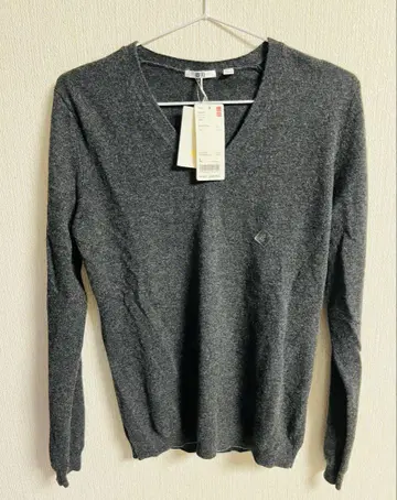 UNIQLO 캐시미어 V넥 스웨터 L 사이즈