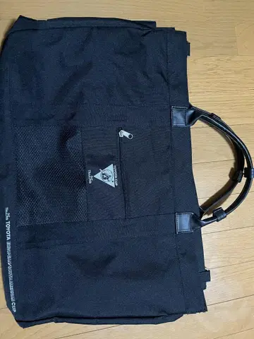 블랙 토트백 메쉬 포켓 포함