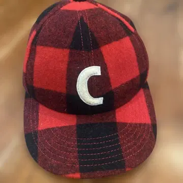ch!iii 빨간색과 블랙 체크 야구 모자 ch!iiibag
