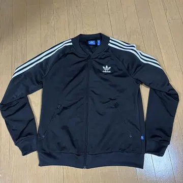 adidas 블랙 저지 3도 라인