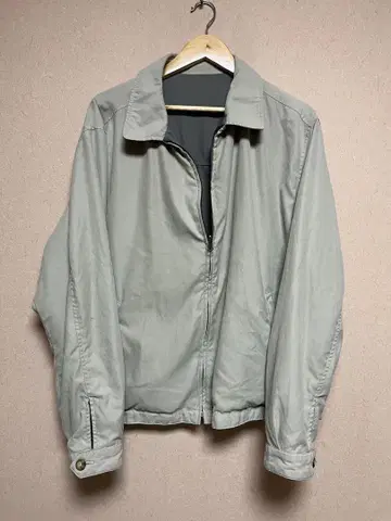 [ 구제 의류 ] 90s Claiborne smooth nylon 스윙탑