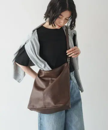 russet 소프트 레더 원 숄더백