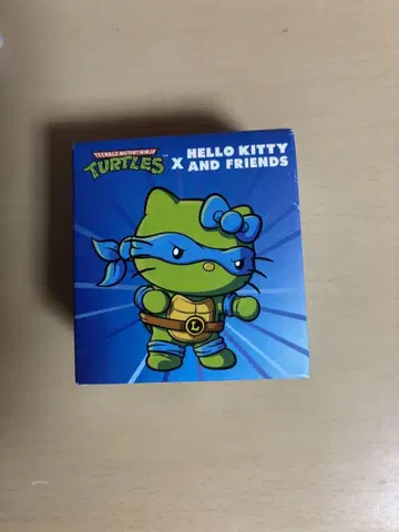 헬로키티 x TMNT 피규어