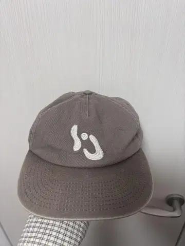 Liju 캡 레어