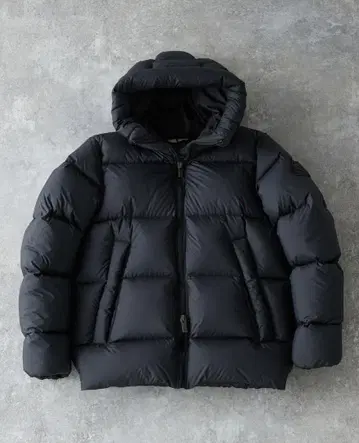 PYRENEX 피레넥스 발리3 매트 BARRY3 MAT L 새상품급