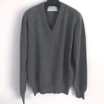 프랑스제 퓨어 캐시미어 100% V넥 스웨터