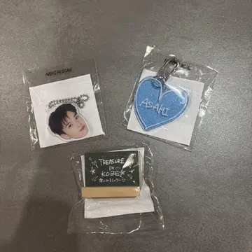 treasure 아사히 캡슐 토이 얼굴 아크릴 키링 미니 블랙보드