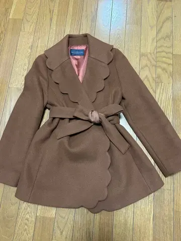 귀여운 STRAWBERRY FIELDS 브라운 울 코트 벨트 포함