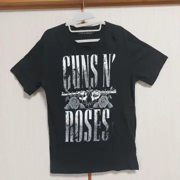 GUNS N' ROSES 블랙 T셔츠 병원