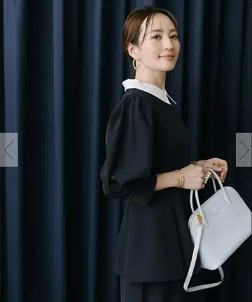 [ 새상품 ] 2way 옷깃 부착 턱 페플럼 상의