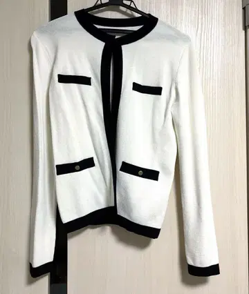 a.v.v 밀라노 리브 바이컬러 가디건 아베베 노카라